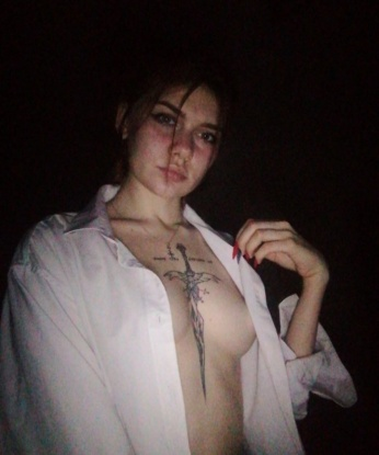 💋🌹 Живу в Москве и готова встретиться с тобой у себя или приехать к тебе. Мои услуги включают все, что ты только пожелаешь - классический секс, оральные ласки, массаж и многое другое. 🔥✨ У меня есть великолепные отзывы, говорящие о моей неповторимости и профессионализме. Также прикрепила немного фото, чтобы ты мог оценить мою красоту. Доверься мне и я сделаю все, чтобы твоя ночь была незабываемой! 🌟💫 Ольга