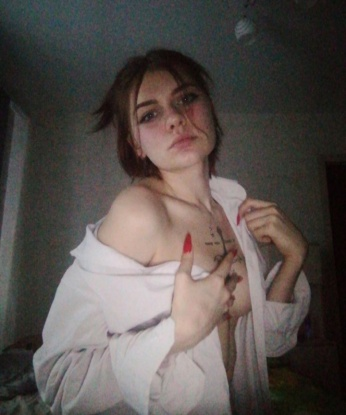 💋🌹 Живу в Москве и готова встретиться с тобой у себя или приехать к тебе. Мои услуги включают все, что ты только пожелаешь - классический секс, оральные ласки, массаж и многое другое. 🔥✨ У меня есть великолепные отзывы, говорящие о моей неповторимости и профессионализме. Также прикрепила немного фото, чтобы ты мог оценить мою красоту. Доверься мне и я сделаю все, чтобы твоя ночь была незабываемой! 🌟💫 Ольга